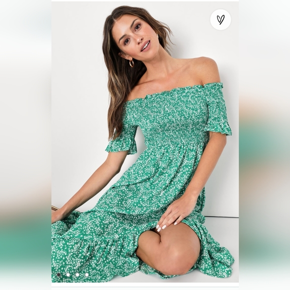 Lulus Fleur-tation Green floral print off-the-shoulder midi dress - Picture 4 of 6
